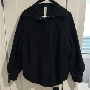 ALO Yoga Black Teddy Jacket with Collared Neckline